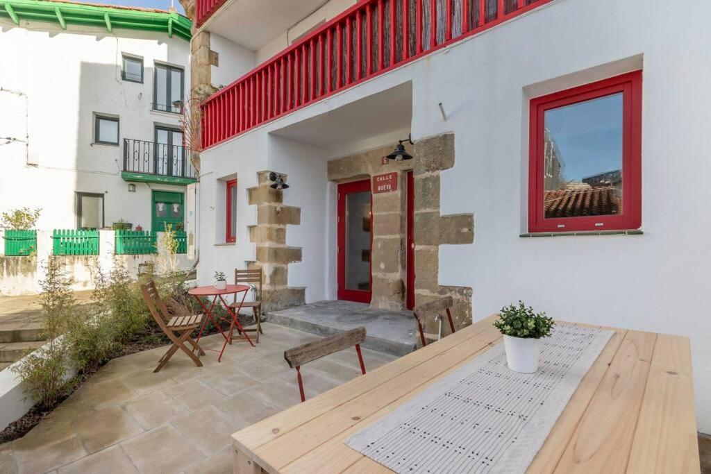 Apartament Basartena Ii